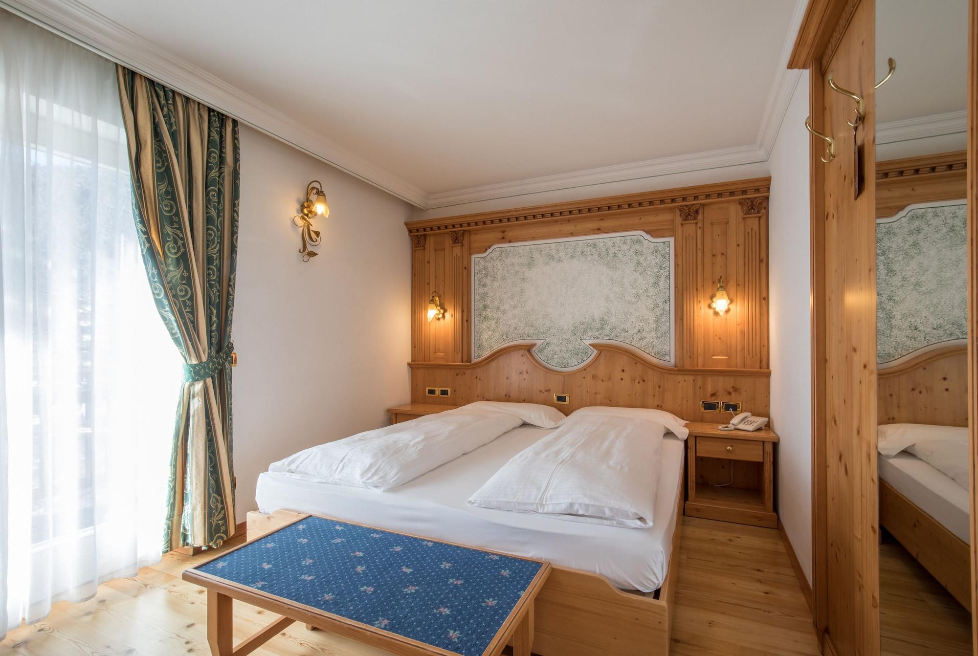 Hotel Chalet All'Imperatore Madonna Exterior foto